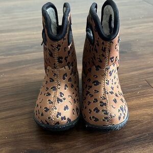 Leopard Print bogs